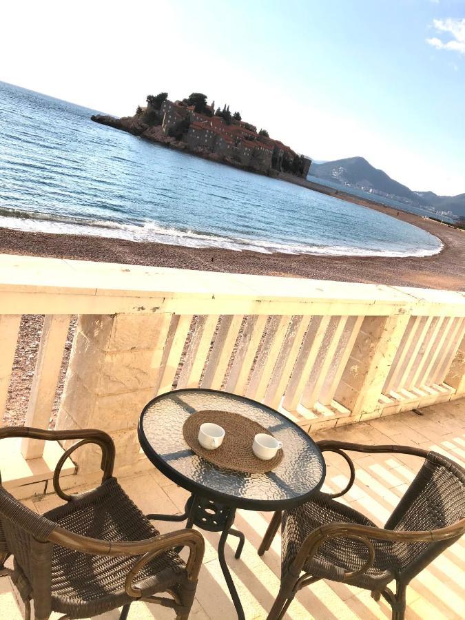 Lovely Apartment Sveti Stefan Exterior foto